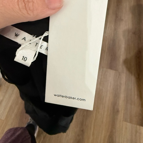 NWT Walter Baker 100% silk cuffed Cropped pants Size 10 Gold Zippers Designer - Picture 6 of 7